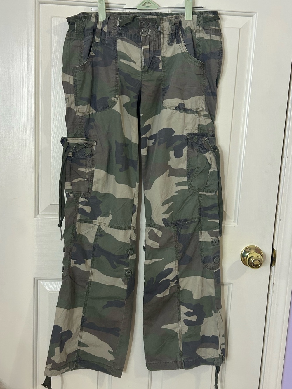 Vtg Y2K Hollister Low Rise Camo Cargo Pants Women’s Large - Picture 2 of 10